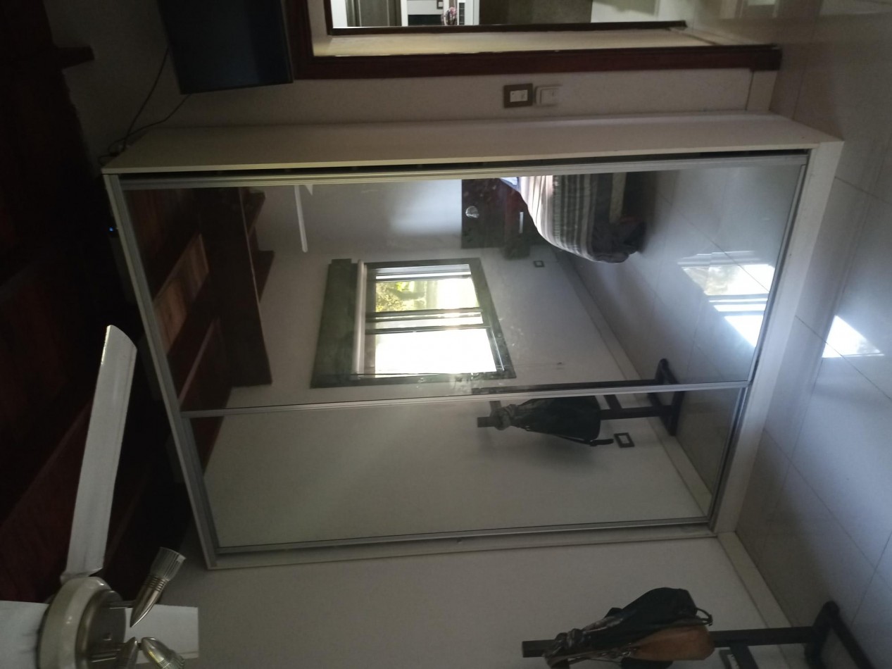 CASA MINIMALISTA EN "LA CALETA" S/ 884 M2, A BORDE DEL ARROYO Y A METROS DEL MAR, AMPLIO LOFT EN PA 
