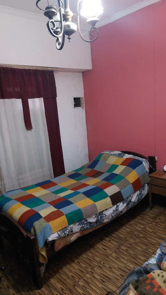 CASA LA FLORIDA 3 AMB. CON PARQUE