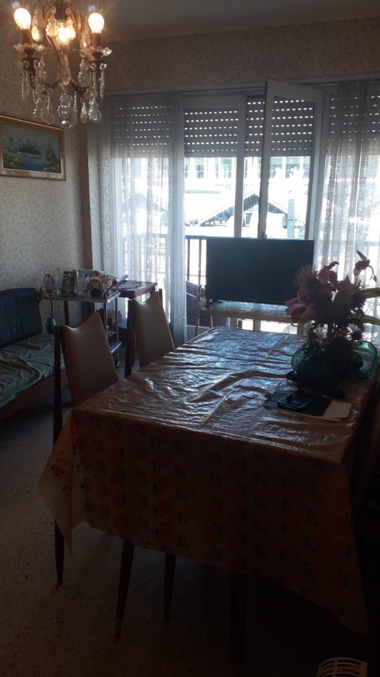 EXCELENTE 2 AMB, AL FRENTE, CON BALCON, PASEO ALDREY, VISTA EDIFICIO HISTORICO, AMOBLADO, MUY LUMINOSO