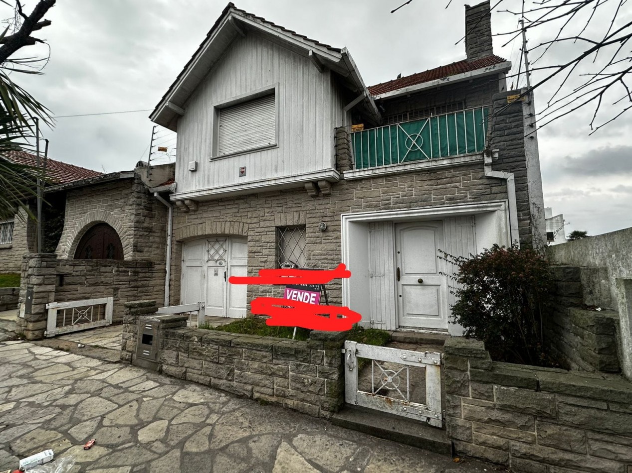 CHALET DE 5 AMB. APTO PROFESIONAL!!! ( 7 DESPACHOS Y DOS RECEPCIONES)