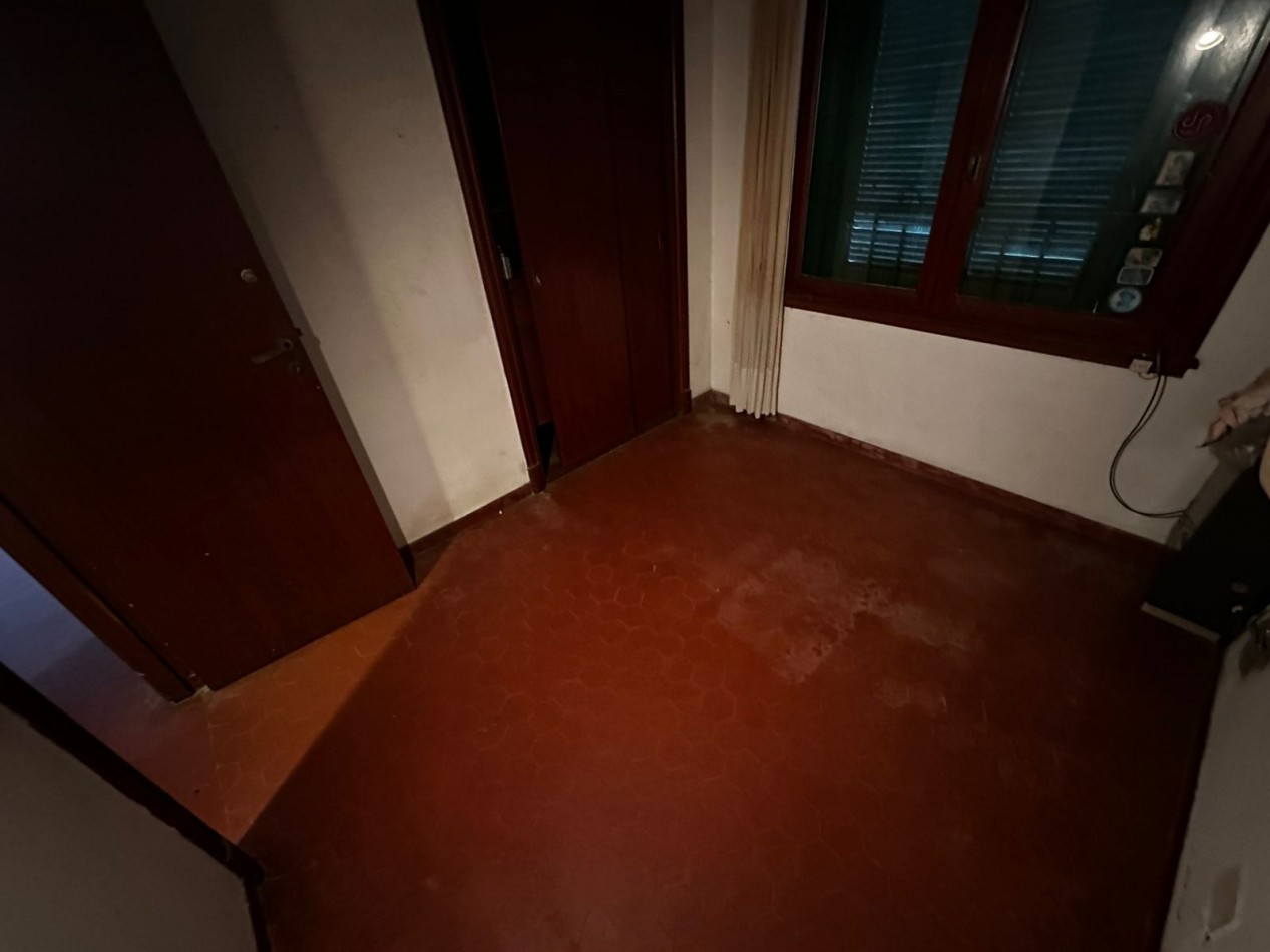 CHALET DE 5 AMB. APTO PROFESIONAL!!! ( 7 DESPACHOS Y DOS RECEPCIONES)