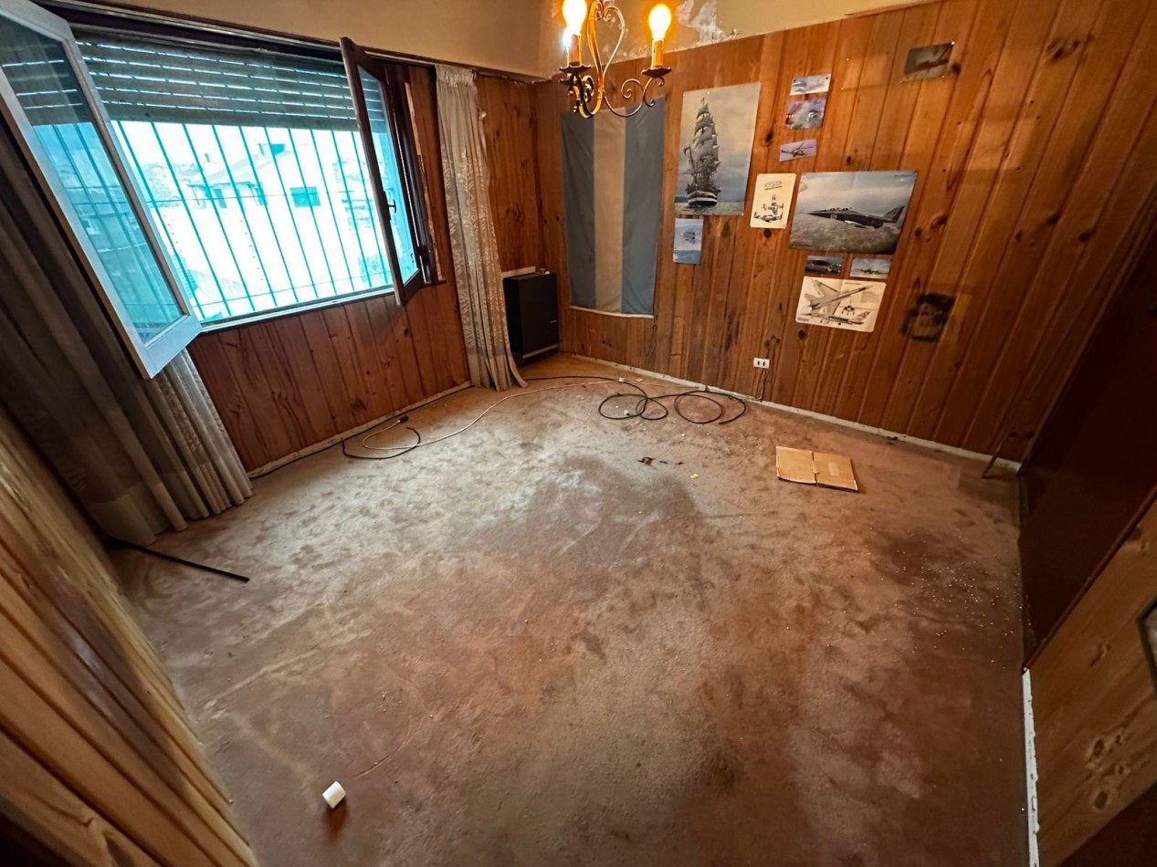 CHALET DE 5 AMB. APTO PROFESIONAL!!! ( 7 DESPACHOS Y DOS RECEPCIONES)