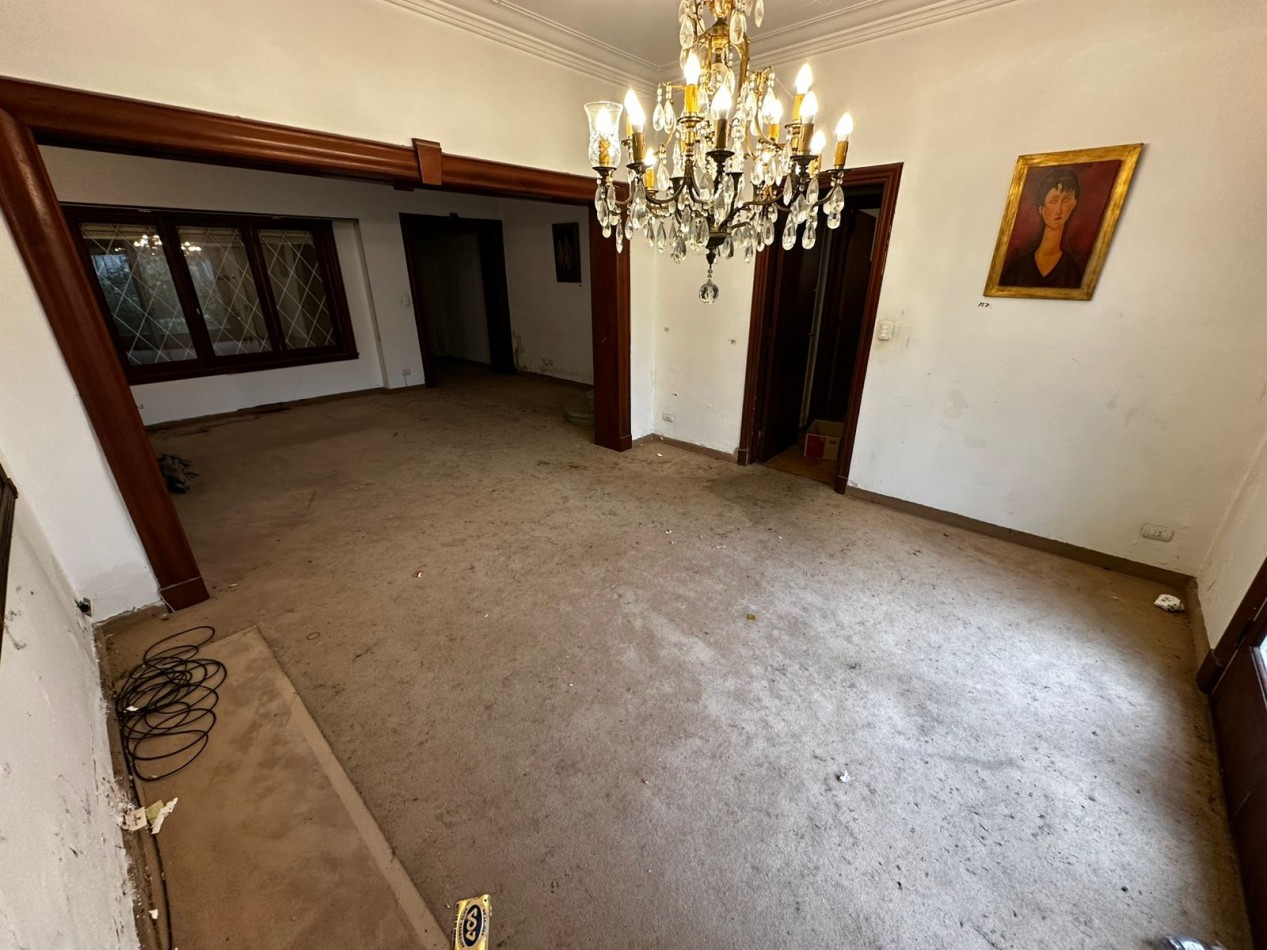 CHALET DE 5 AMB. APTO PROFESIONAL!!! ( 7 DESPACHOS Y DOS RECEPCIONES)