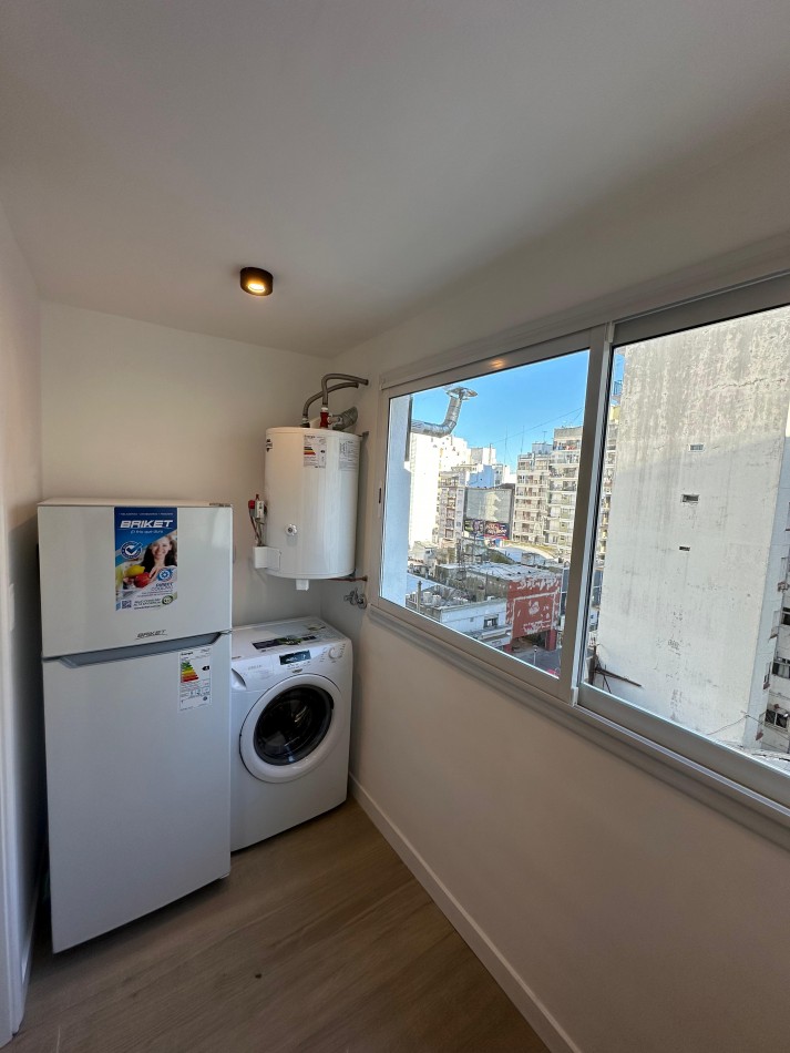 ¡¡¡DEPARTAMENTO DE 2 AMB.CON DEP!!! ¡¡¡LATERAL CON VISTA ABIERTA!! ¡¡¡TOTALMENTE RECICLADO!!!  Y ¡¡AMOBLADO!!  