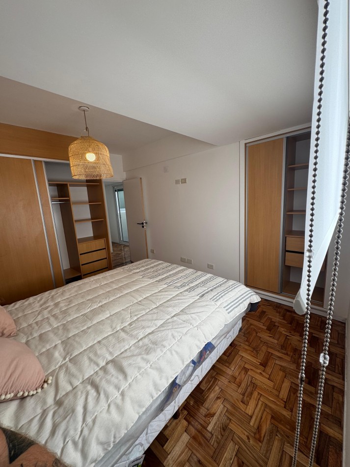 DEPARTAMENTO 4 AMB. ¡¡¡A LA CALLE RECICLCADO A ESTRENAR!!! CON BALCON TERRAZA, VISTA LATERAL AL MAR. 