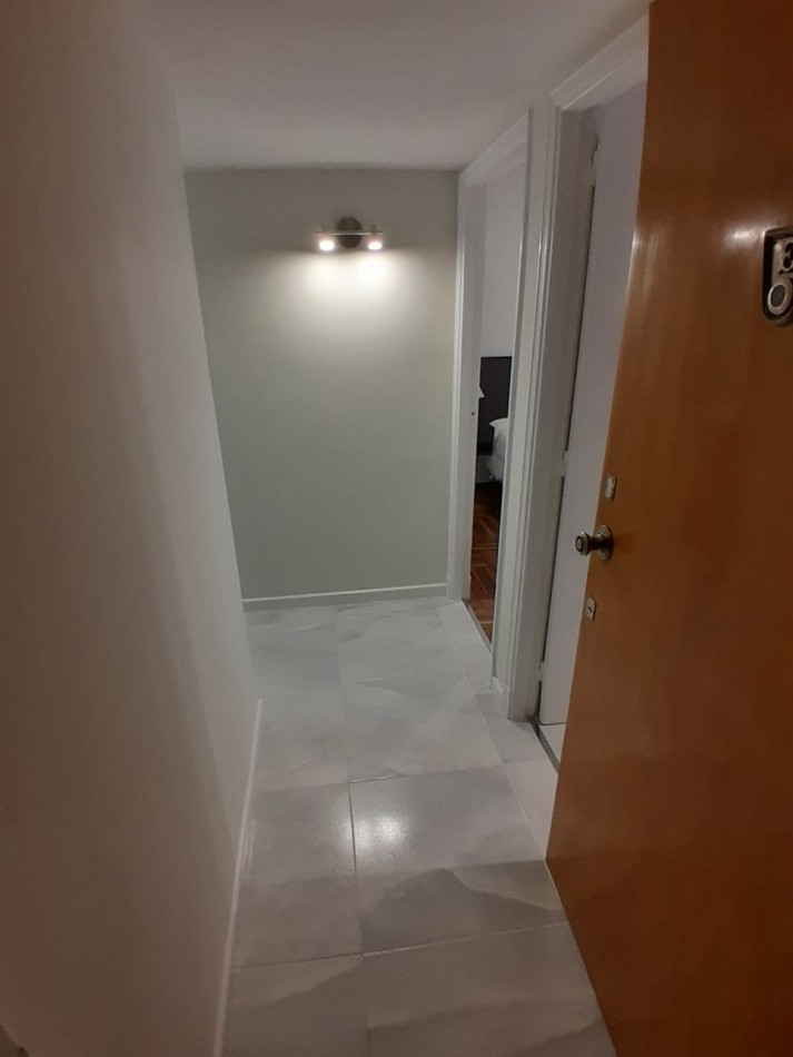 DEPARTAMENTO 2 AMB. ¡¡¡A LA CALLE CON BALCON SALIENTE!!! ¡¡¡TOTALMENTE RECICLADO!!! AMOBLADO 