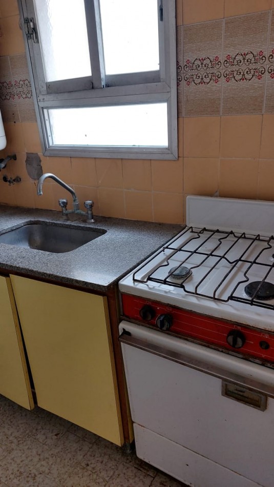 DEPARTAMENTO DE 1 AMB. C/ FRENTE LUMINOSO. OPORTUNIDAD !!!!