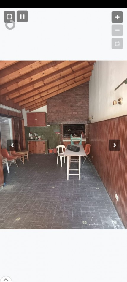 CHALET EN PH.  3 AMB.¡¡¡AL FRENTE!!! TOTALMENTE INDEPENDIENTE CON GARAGE, QUINCHO MAS DTO. DE 1 AMB. 