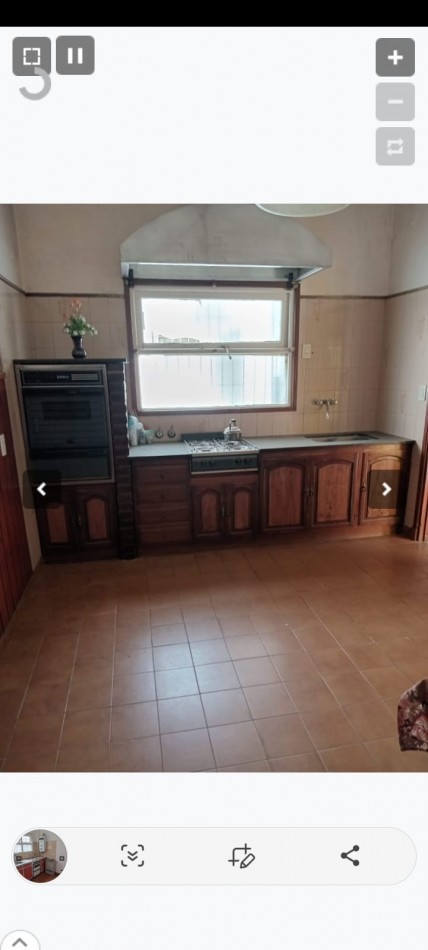 CHALET EN PH.  3 AMB.¡¡¡AL FRENTE!!! TOTALMENTE INDEPENDIENTE CON GARAGE, QUINCHO MAS DTO. DE 1 AMB. 