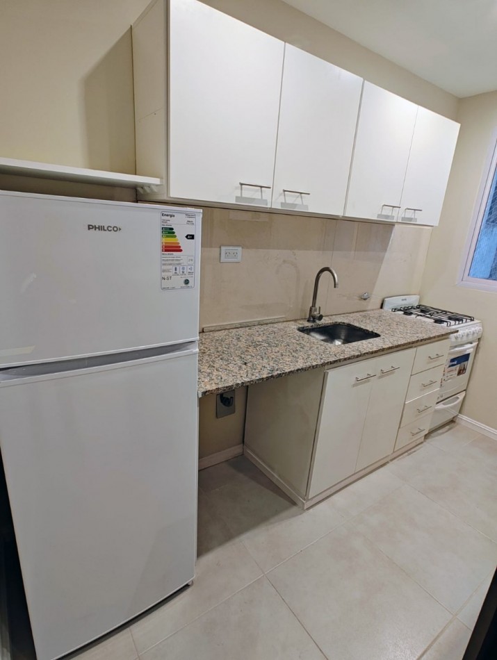 ¡¡¡MAGNIFICO AMBIENTE DIVISIBLE A LA CALLE CON BALCON!!! ¡¡TOTALMENTE EQUIPADO!! RECICLADO !! 