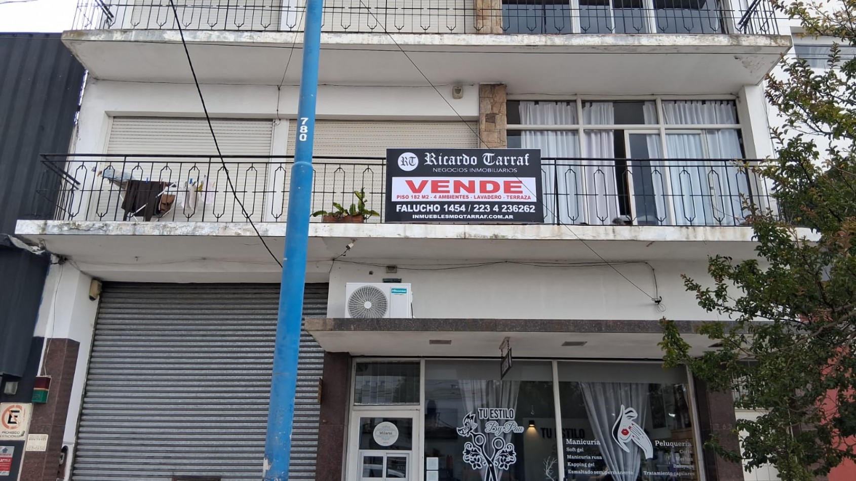 EXCELENTE PISO 4 AMBIENTES, BALCON CORRIDO, OPORTUNIDAD!!!!! SIN EXPENSAS!!!!! ALQUILER $ 900000   VENTA U$S 99000