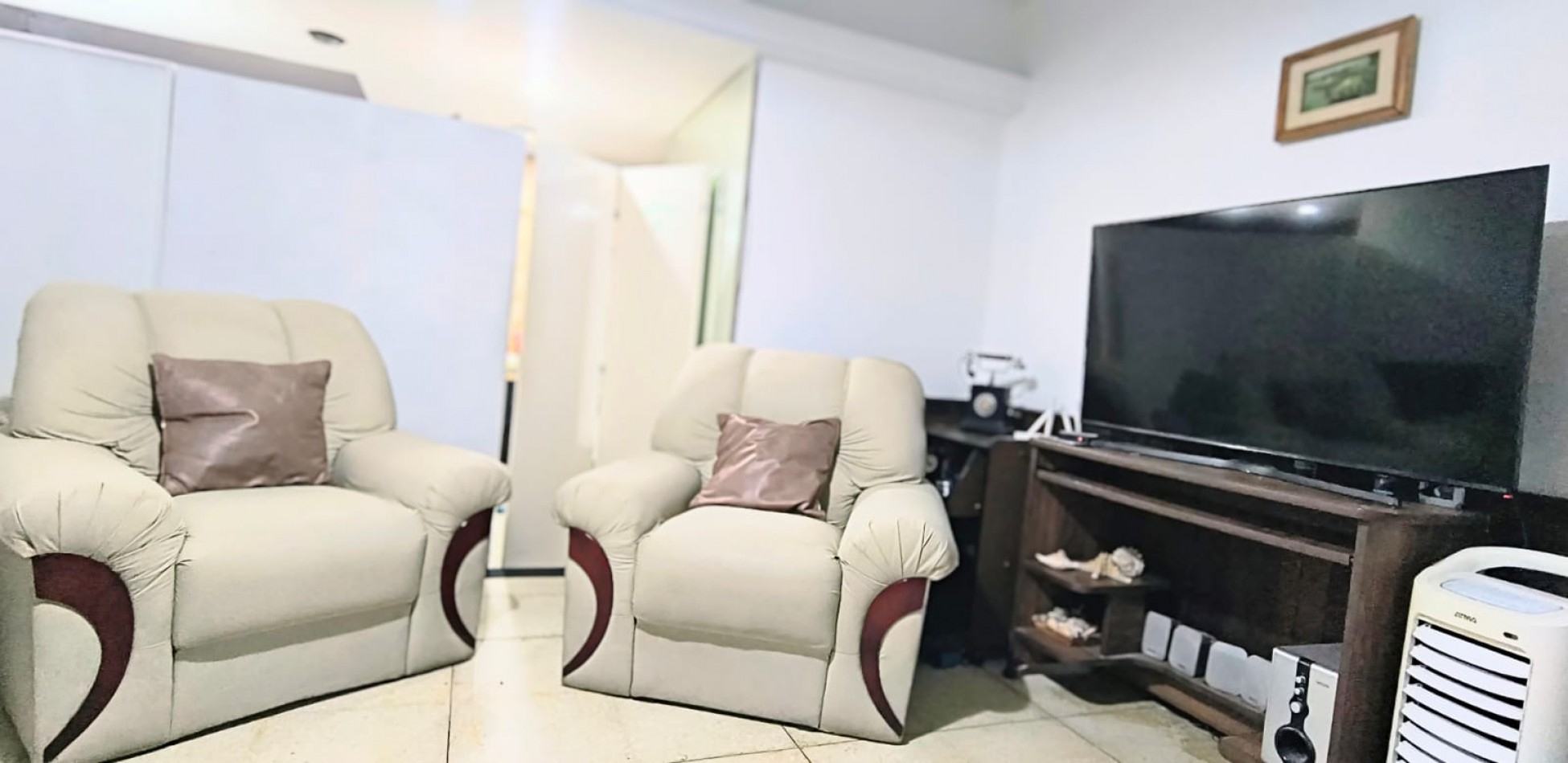 EXCELENTE PISO 4 AMBIENTES, BALCON CORRIDO, OPORTUNIDAD!!!!! SIN EXPENSAS!!!!! ALQUILER $ 900000   VENTA U$S 99000