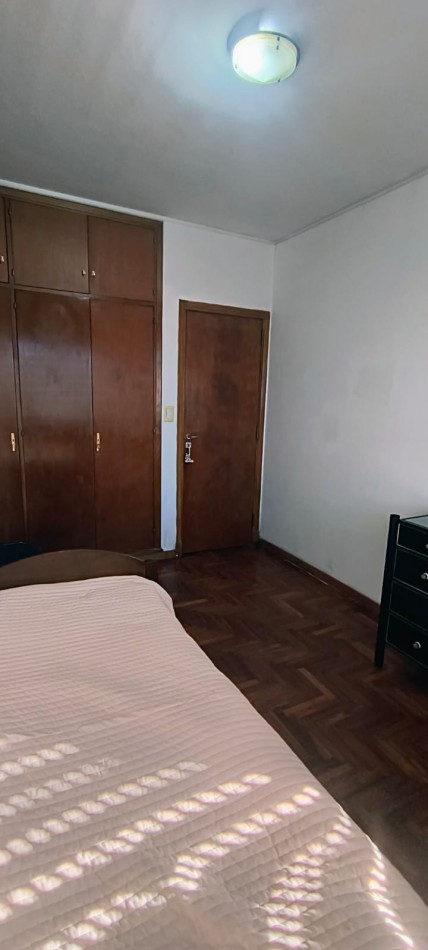 EXCELENTE PISO 4 AMBIENTES, BALCON CORRIDO, OPORTUNIDAD!!!!! SIN EXPENSAS!!!!! ALQUILER $ 900000   VENTA U$S 99000