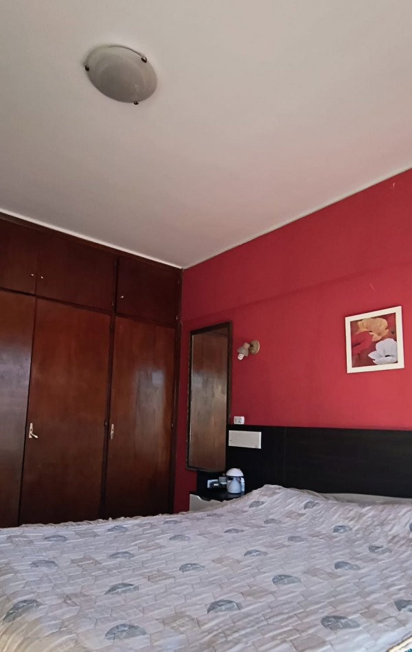 EXCELENTE PISO 4 AMBIENTES, BALCON CORRIDO, OPORTUNIDAD!!!!! SIN EXPENSAS!!!!! ALQUILER $ 900000   VENTA U$S 99000