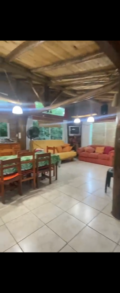 Casa dos ambientes Sierra d l Padres, Hermoso Parque y Pileta. Oportunidad!!!!!