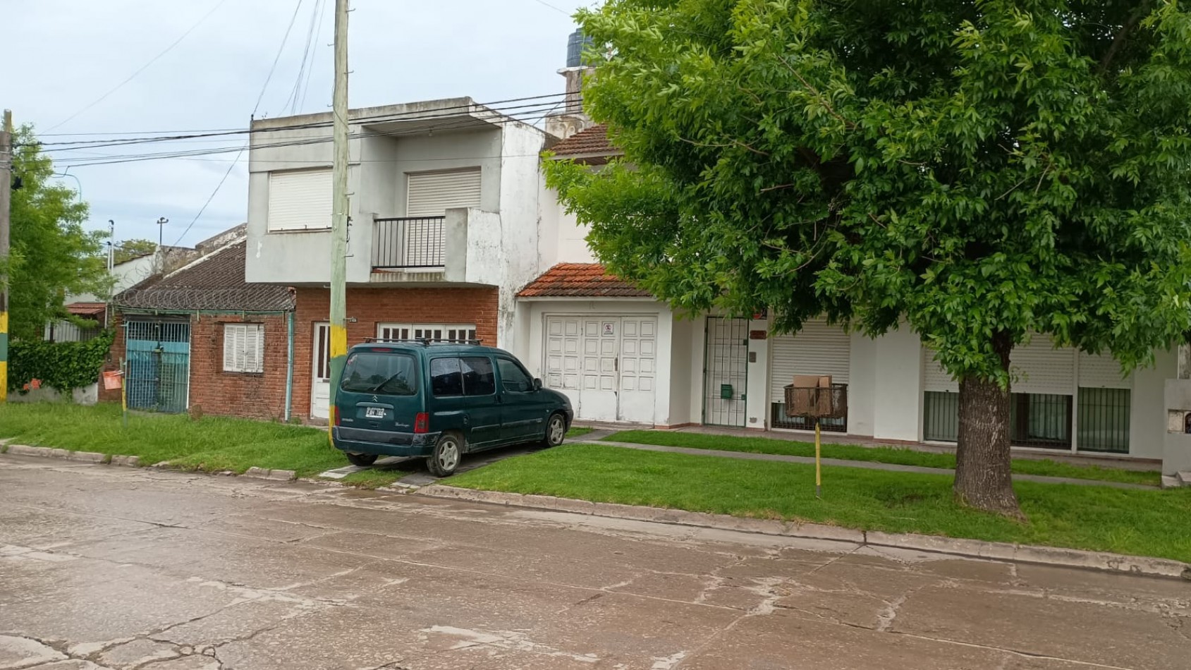 MAGNIFICO LOTE CON TODOS LOS SERVICIOS. MUY BUEN ENTORNO