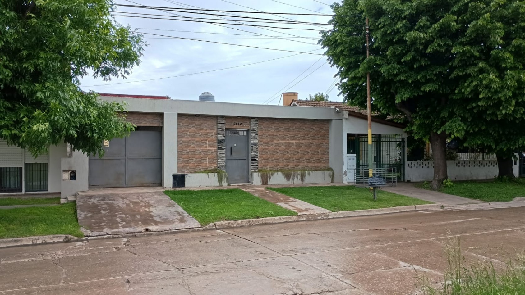 MAGNIFICO LOTE CON TODOS LOS SERVICIOS. MUY BUEN ENTORNO