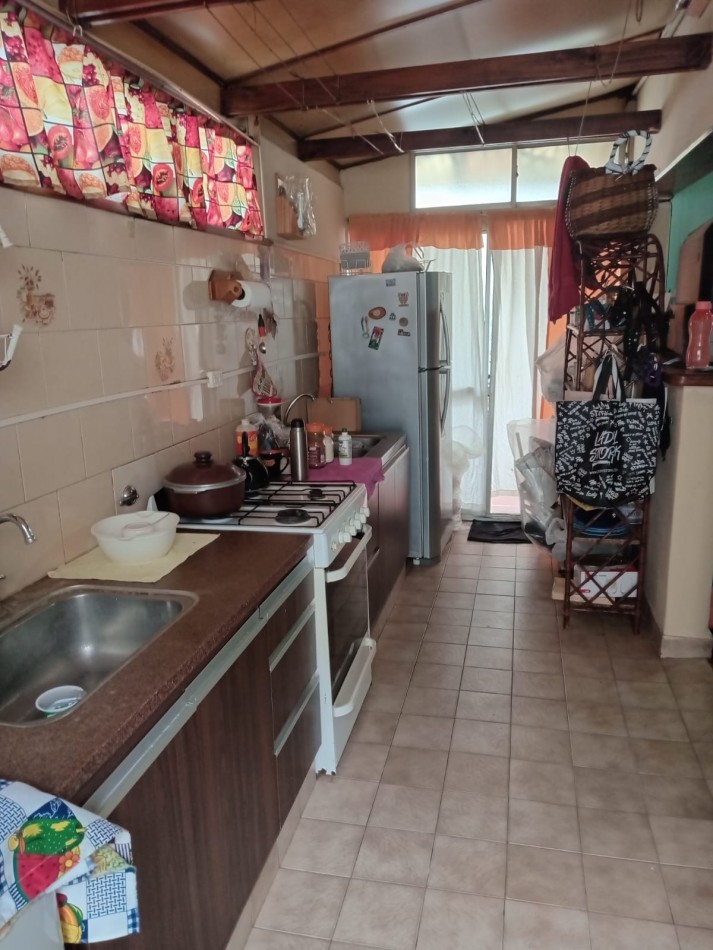 PH DE  3 AMB CON PATIO