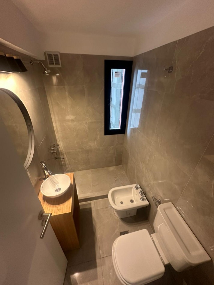 3 ambientes VISTA AL MAR!!! c/ balcon y cochera, a estrenar, Punta Iglesias. 6to piso, completamente equipado