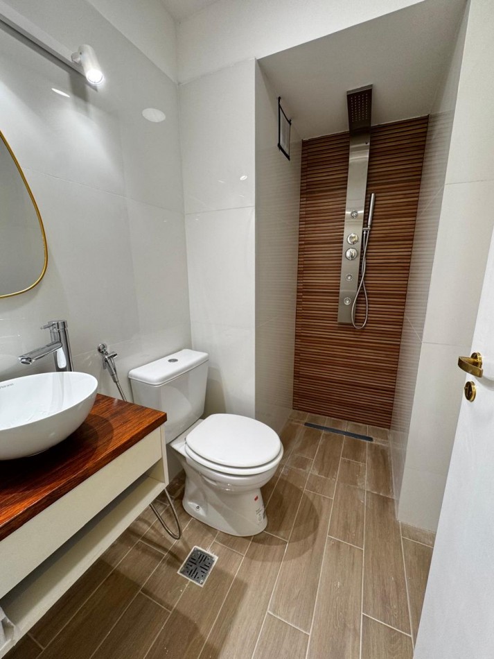 DTO DE 2 AMB. LATERAL TOTALMENTE RECICLADO !! AMOBLADO !!!