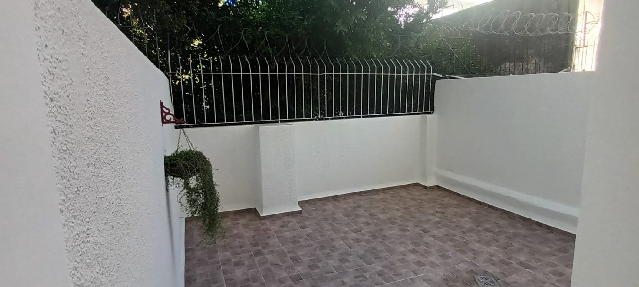 DTO. 1 AMB. CTF. CON PATIO. TOTALMENTE RECICLADO !! AMOBLADO!!