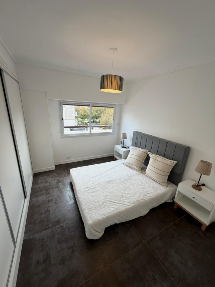 DEPARTAMENTO DE 4 AMB. ¡¡A LA CALLE CON BALCON TERRAZA, GRAN VISTA!!  CON COCHERA !!! 