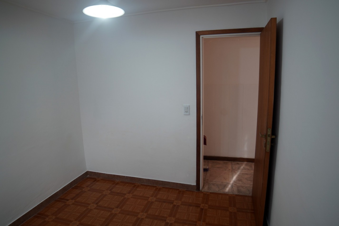  OPORTUNIDAD !!!!CASA DE 3 AMB. AMPLIO PARQUE !! TROTADORA PARA 2 AUTOS!!!