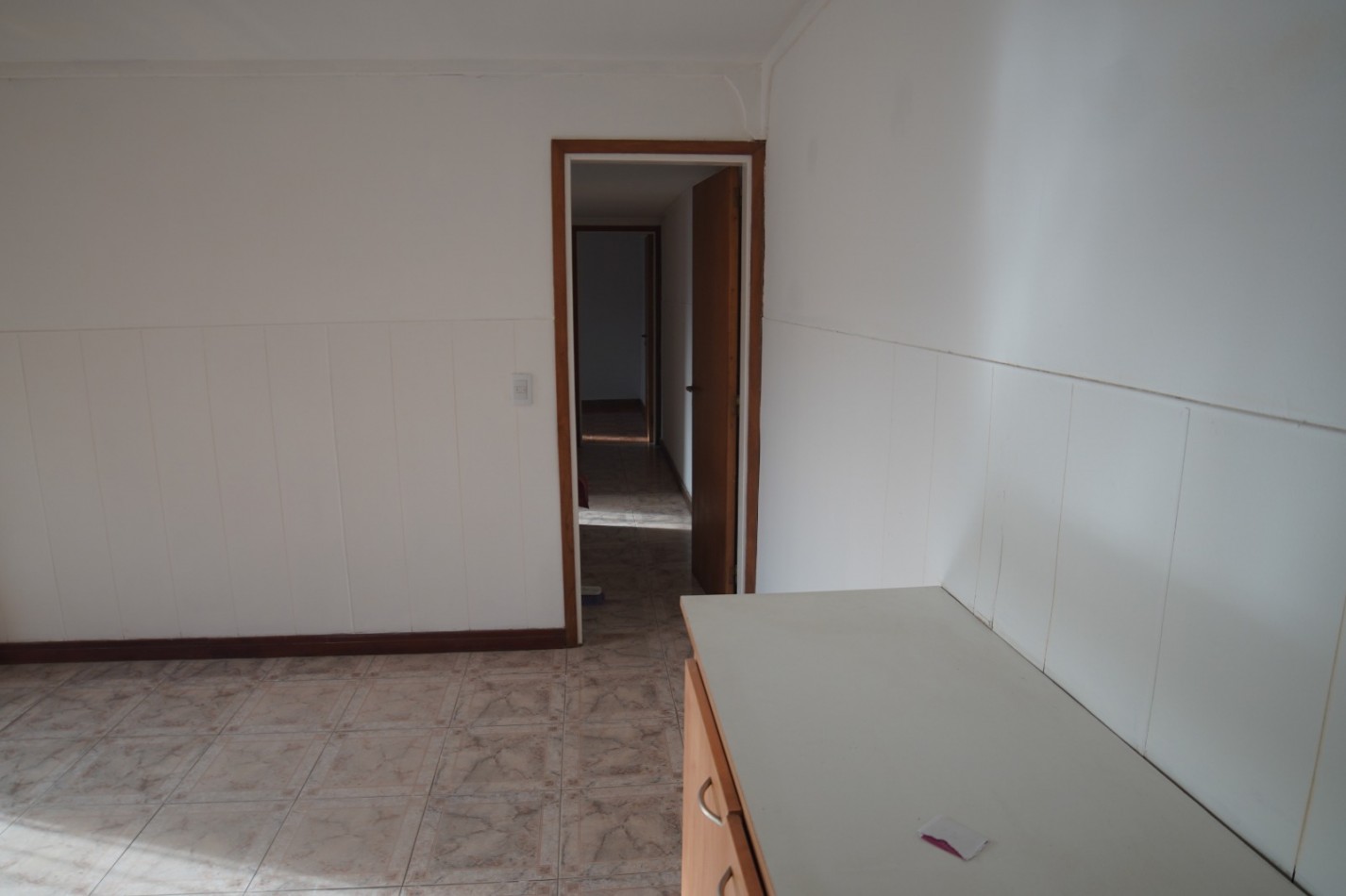  OPORTUNIDAD !!!!CASA DE 3 AMB. AMPLIO PARQUE !! TROTADORA PARA 2 AUTOS!!!