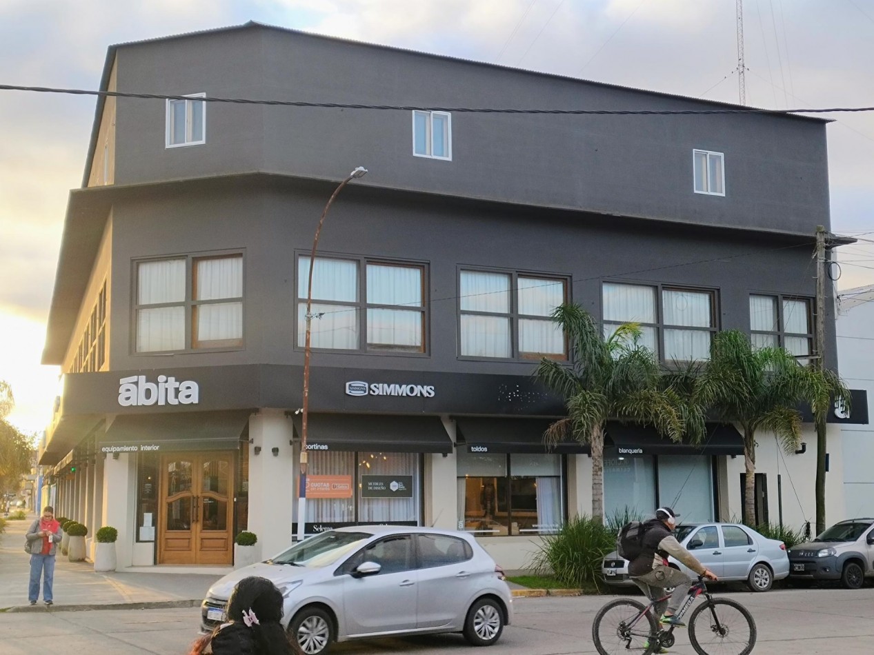 ALQUILER EXCELENTE PLANTA DE 700 M2 APROX.