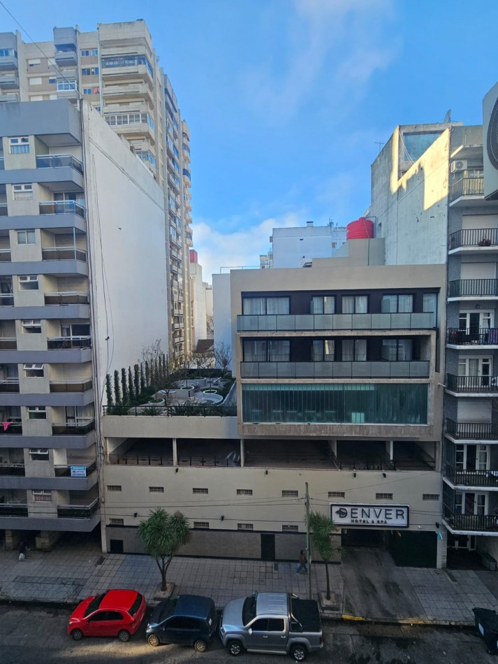GRAN OPORTUNIDAD DE DTO UN AMB. VISTA ABIERTA A LA CALLE !! EXCELENTE LUZ NATURAL