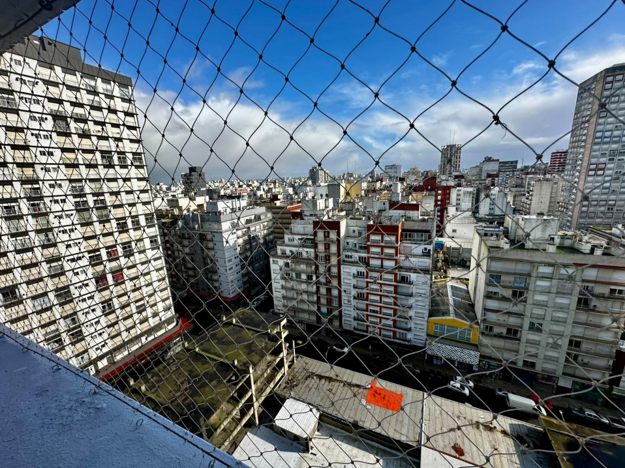 DTO. 2 AMB. RECICLADO !! VISTA ABIERTA !! PANORAMICA !! CON COCHERA FIJA.