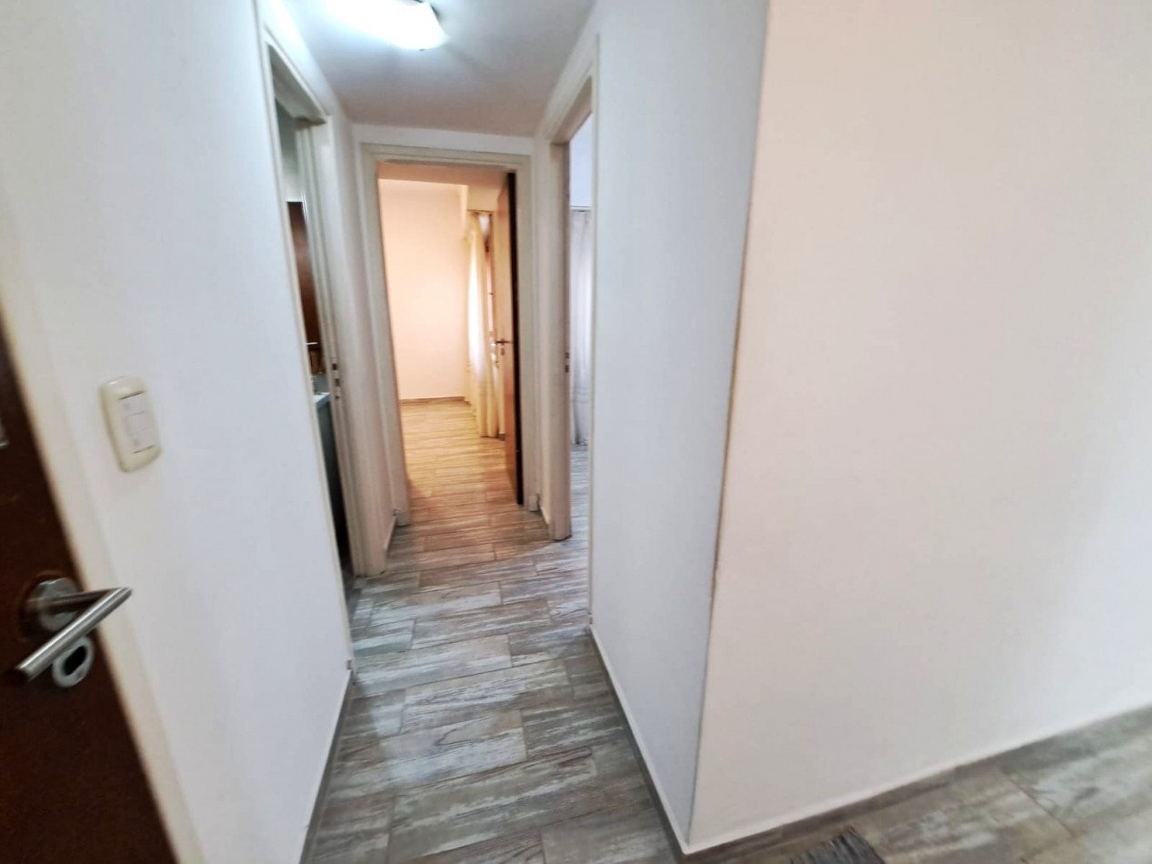  GRAN OPORTUNIDAD !!DTO. DE 3 AMB. CON BALCON SALIENTE !!! PEQUEÑA TERRAZA !!