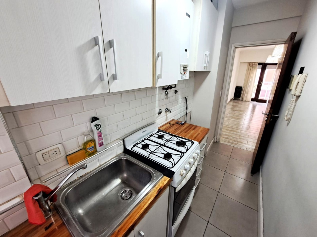  GRAN OPORTUNIDAD !!DTO. DE 3 AMB. CON BALCON SALIENTE !!! PEQUEÑA TERRAZA !!