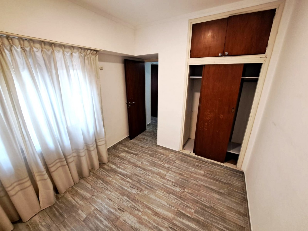  GRAN OPORTUNIDAD !!DTO. DE 3 AMB. CON BALCON SALIENTE !!! PEQUEÑA TERRAZA !!