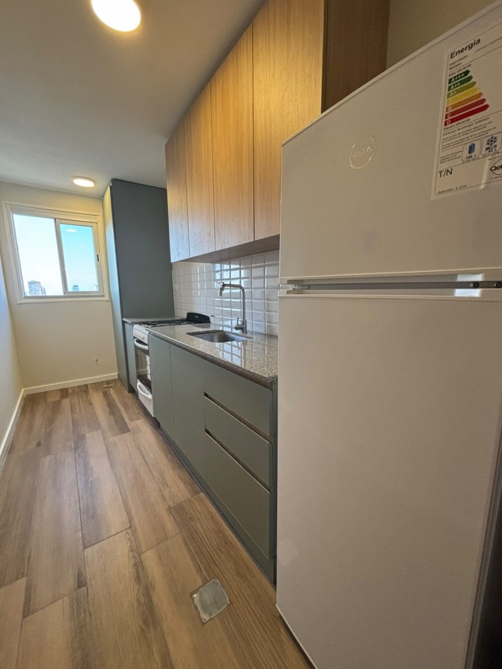 ESPECTACULAR AMBIENTE !! AMOBLADO !!! 