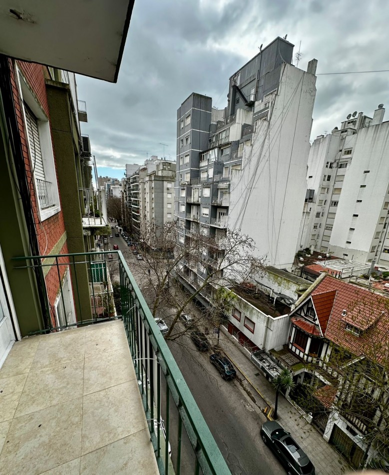 DTO 2 AMB. CON DEP,CON BALCON A LA CALLE !!RECICLADO !! AMOBLADO !! DECORADO!!