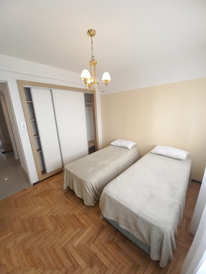 HERMOSO DTO. DE 3 AMB. CON BALCON !!RECICLADO !!! EQUIPADO !!
