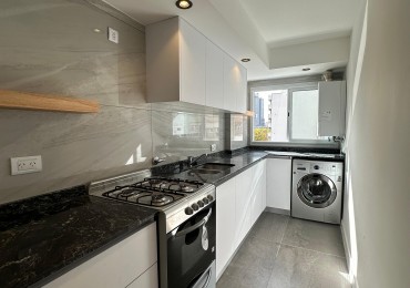 DEPARTAMENTO DE 4 AMB. ¡¡A LA CALLE CON BALCON TERRAZA, GRAN VISTA!!  CON COCHERA !!! 