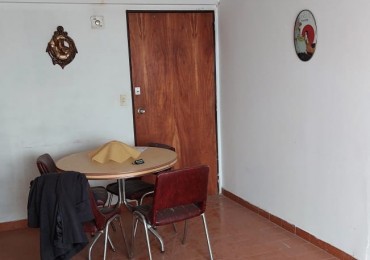 DEPARTAMENTO DE 1 AMB. C/ FRENTE LUMINOSO. OPORTUNIDAD !!!!