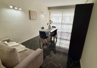 MAGNIFICO  DTO.  2 AMB. CON BALCON SALIENTE!! y DEPENDENCIA  RECICLADO  !!! AMOBLADO