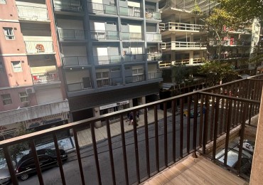 2 AMB. A LA CALLE CON BALCON, RECICLADO, ZONA HERMITAGE / CASINO. OPORTUNIDAD!!! 2DO PISO
