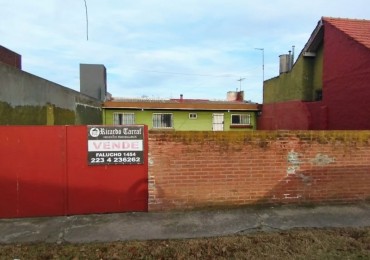  OPORTUNIDAD !!!!CASA DE 3 AMB. AMPLIO PARQUE !! TROTADORA PARA 2 AUTOS!!!