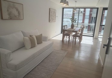 ESPECTACULAR DTO. 2 AMB. A LA CALLE CON BALCON ATERRAZADO!! EQUIPADO !!